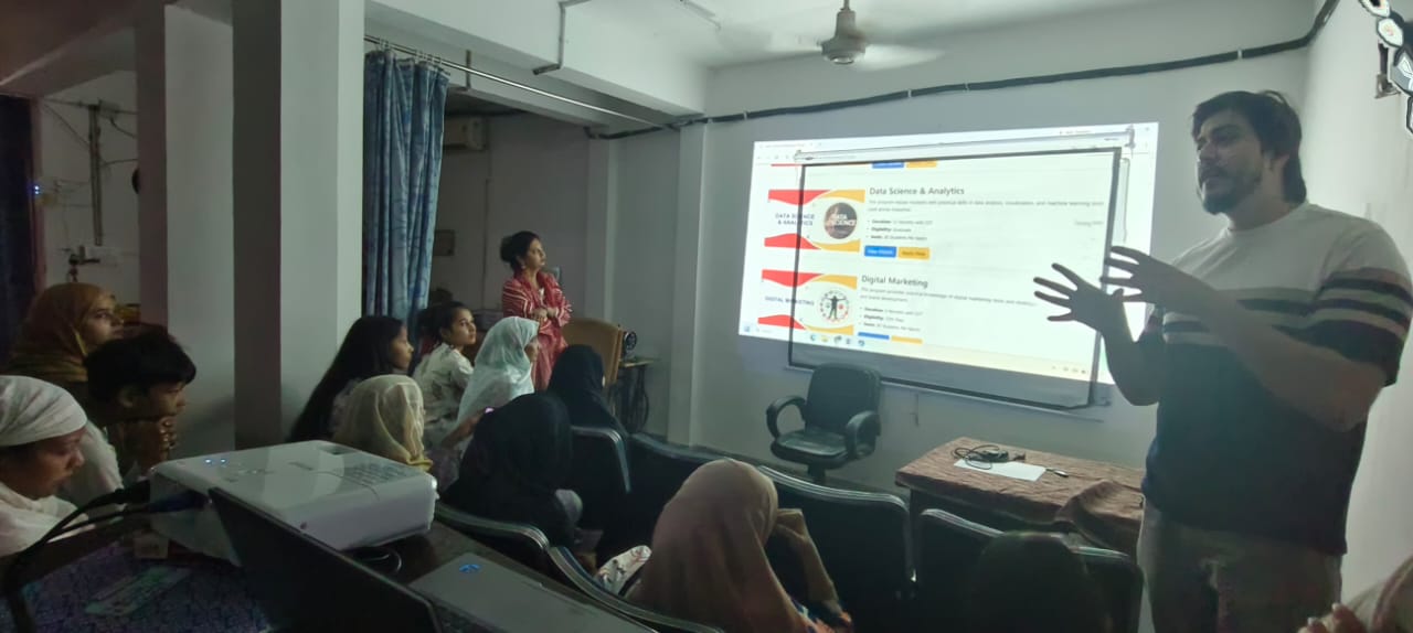 Career Counselling Session at Business and Employment Bureau, Hamdard Building(Basment) | 20 May 2026 Workshop